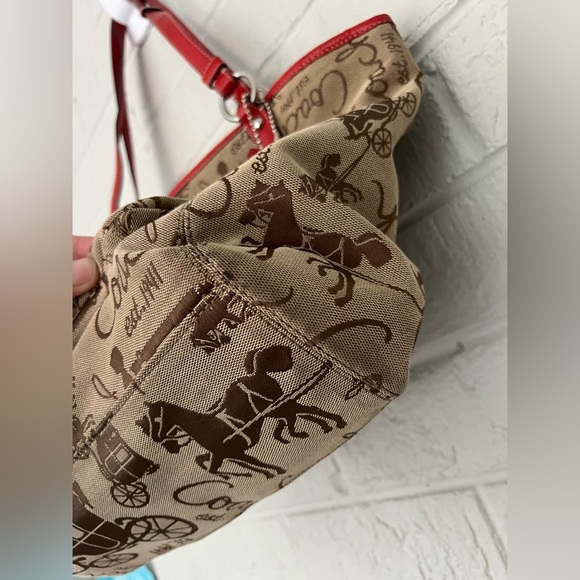 COACH Large Horse & Carriage Red Shoulder Handbag EUC ⚡️ - Picture 13 of 14